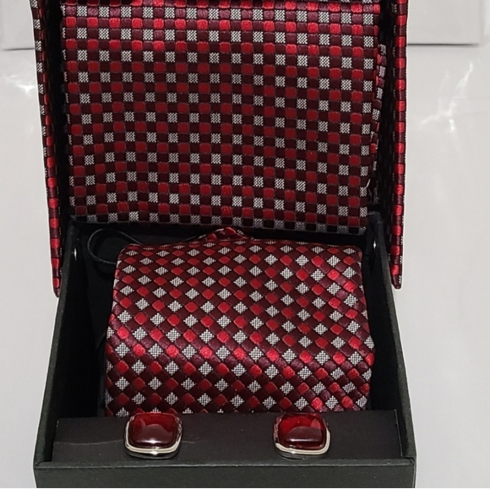 Elegant Red and Black Checkered Tie Set